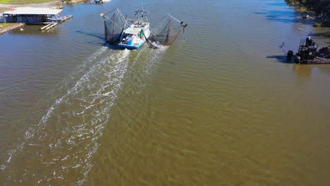 Aerial-view-of-a-shrimper-underway-in-Chauvin-Louisiana