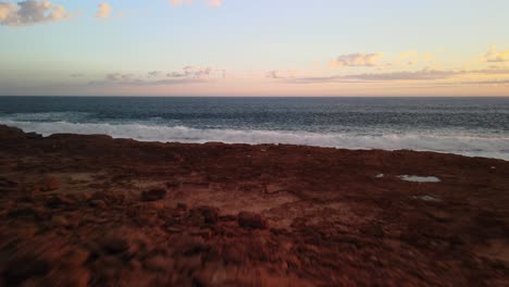 Watching-waves-roll-in-along-the-Quobba-coast
