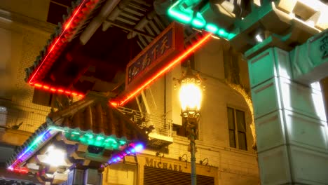 Dragon-Gate-at-night-Southern-Entrance-to-San-Francisco-Chinatown-in-USA