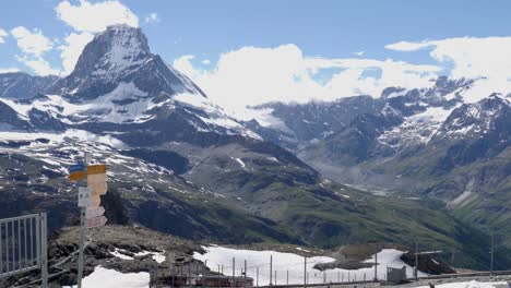 Spektakuläres-Matterhorn-Gebirge-Schweiz-Europa