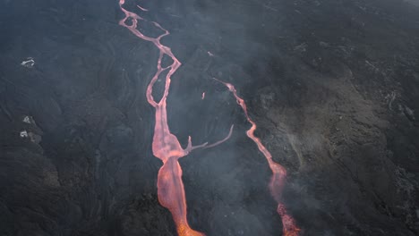 High-Aerial-view-of-the-volcano-Cumbre-Vieja-erupting