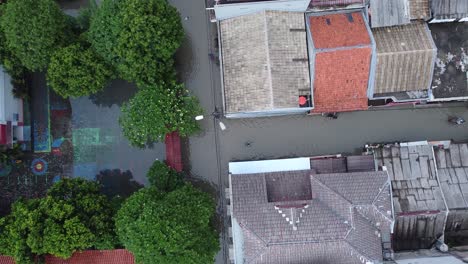Luftaufnahme,-Wohngebiete-Werden-überschwemmt