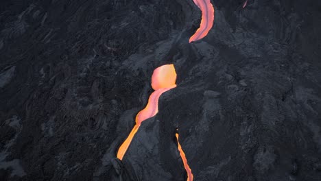 Aerial-view-of-lava-streams-from-the-volcano-Cumbre-Vieja-erupting
