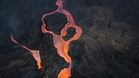 Aerial-view-of-the-volcano-Cumbre-Vieja-erupting