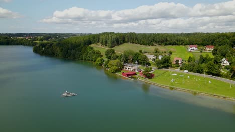Aerial-View-Of-Weather-Station-On-Radunskie-Lake-In-Borucino,-Poland