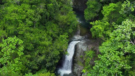 Impressive-view-of-one-of-the-waterfalls-of-the-Saltos-de-Jima-in-Bonao,-Dominican-Republic