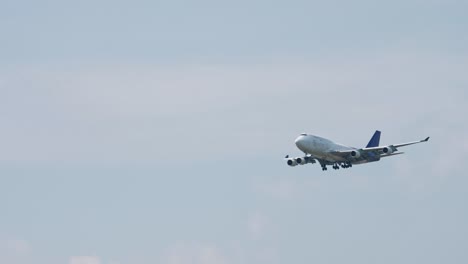 Aerotranscargo-Boeing-747-412-ER-JAI-approaching-before-landing-to-Suvarnabhumi-airport-in-Bangkok-at-Thailand