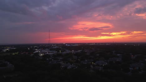 Zentrale-Texas-Sommer-Sonnenuntergang-Drohnenaufnahmen
