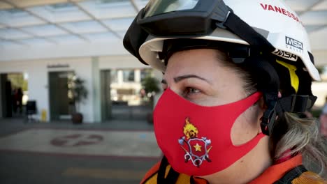 Female-firefighter-responds-to-a-fire-at-a-COVID-19-treatment-hospital-in-Brasilia,-Brazil