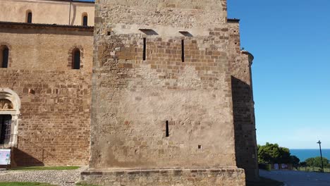 Belltower-of-San-Giovanni-in-Venere-Abbey,-Abruzzo