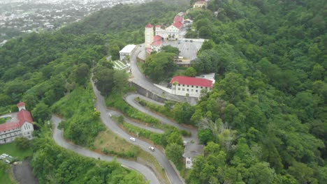 Straßen-Zum-Mount-St.-Benedikt-In-Trinidad