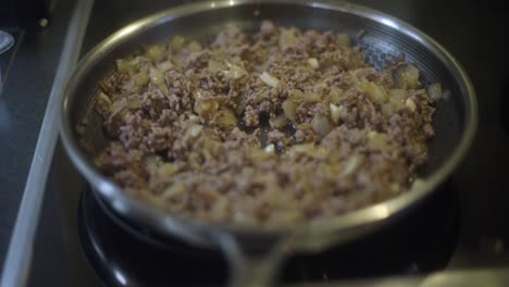 minced-meat-and-onions-in-a-pan
