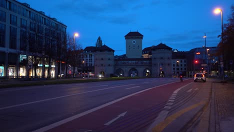 Time-Lapse-of-the-morning-traffic-in-Munich-at-the-Isartor