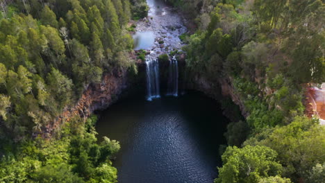 Lowering-drone-shot-of-Dangar-Falls-Australia