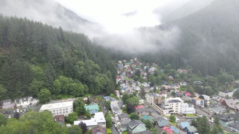 Juneau-Alaska-Stadtvideo-Aus-Der-Luft