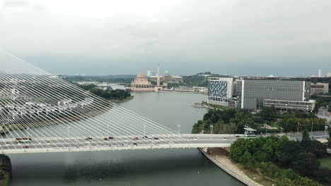 Aerial-Shot-Of-Cars-Driving-On-Seri-Wawasan-Bridge-In-Kuala-Lumpur,-Malaysia