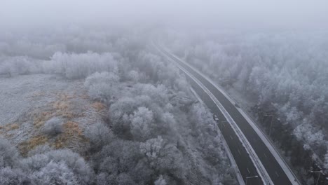 Clima-Helado-En-Invierno-En-El-País-Nórdico-De-Suecia,-Antena