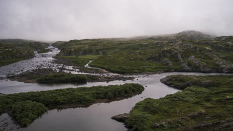 Hardangervidda,-Noruega:-Lapso-De-Tiempo-En-La-Nube