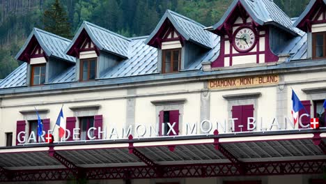 Locked-shot-of-the-front-of-the-Chamonix-train-station