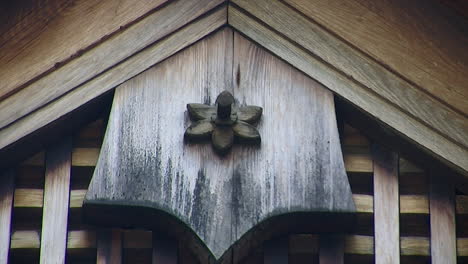Close-up-of-decorative-details-on-gable-of-Japanese-house