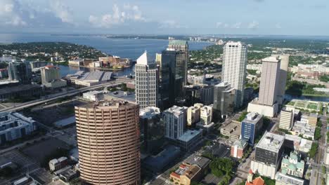 Cinematic-4K-parallax-drone-video-over-skyscrapers-in-downtown-Tampa,-Florida