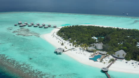 Privates-Resort-Kihaa-Malediven-Mit-Überwasserbungalows-Auf-Den-Malediven