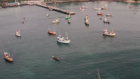 Weligama,-Sri-Lanka-Fishing-Boats-in-Sri-Lanka-Sri-Lankan-Fishing