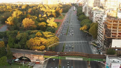 Eine-Lebhafte-Straße-Von-Palermo,-Buenos-Aires