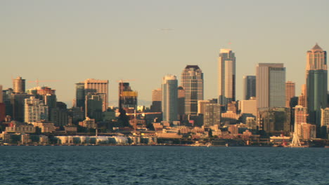 Pan-of-Seattle-skyline-to-reveal-the-Space-Needle