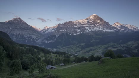 Timelapse-of-picturesque-mountainscape-from-daytime-to-dusk