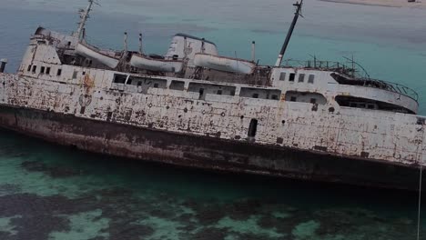 Rusty-ship-stranded-on-coast-of-Jeddah,-Saudi-Arabia