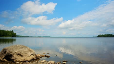 Peaceful-lake-relflecting-the-sky