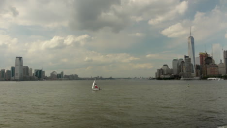This-is-footage-of-lower-Manhattan-from-the-Husdon-River