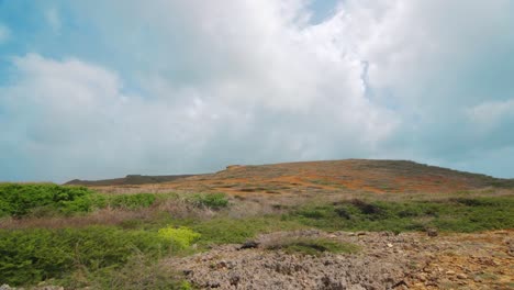Desert-landscape-on-north-coast-of-Curacao,-Dutch-Caribbean,-cloudy-summer-day