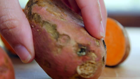 Süßkartoffeln-Mit-Löchern