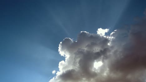Rays-From-the-Sun-Shining-Through-a-Majestic-Cloud-Formation