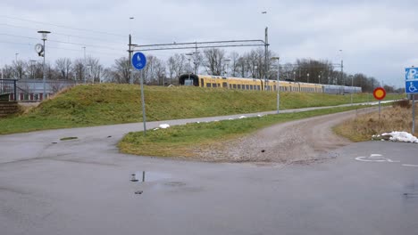Train-leaving-Maria-Station,-Helsingborg