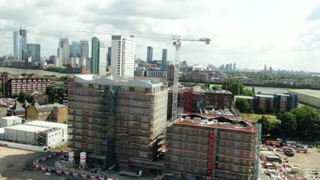 Drone-shot-of-amazing-Construction-site-In-London