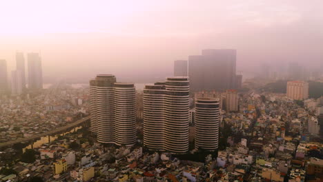 Teil-Drei-Urbaner-Sonnenaufgang-Aus-Der-Luft-In-Se-Asien-Mit-Extremer-Luftverschmutzung