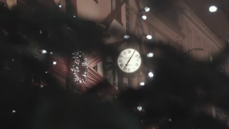 árbol-De-Navidad-Estante-Foco-Reloj