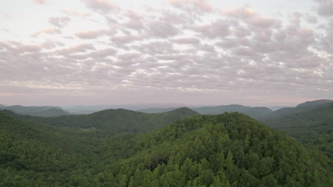 Aerial-right-slider-shot-over-Appalachian-Mountains