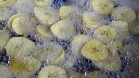 close-up-frying-plantains-in-boiling-oil