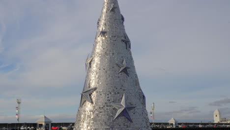 TILT-UP-Floating-Silver-Christmas-Tree-Attraction,-Geelong-Australia