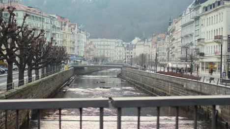 Kanal-In-Karlsbad-Tschechien