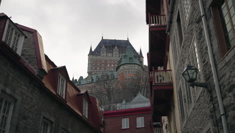 Beautiful-View-Of-Chateau-Frontenac-In-Quebec-Canada---tilt-up-meium-shot