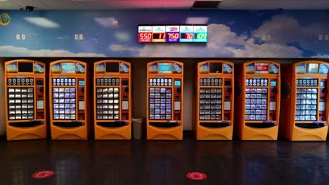 Lotterieautomaten-Mit-Mehreren-Rubbellosen