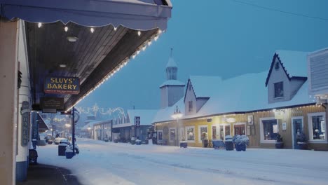Early-morning-in-Poulsbo-Washington-with-a-rare-snowfall,-a-view-of-a-downtown-bakery