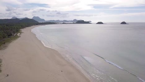 4k-Luftdrohnenansicht-Des-Tropischen-Strandes-In-Den-Philippinen-Nacpan-Beach-In-Palawan