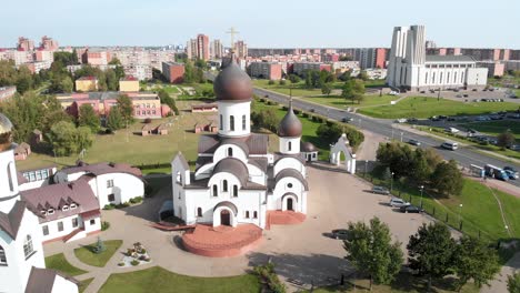 Pokrov-Nikolskaya-orthodox-church-in-Klaipeda,-Lithuania
