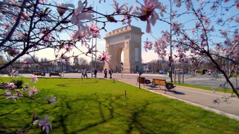 Arch-of-Triumph-,-Bucharest-Romania